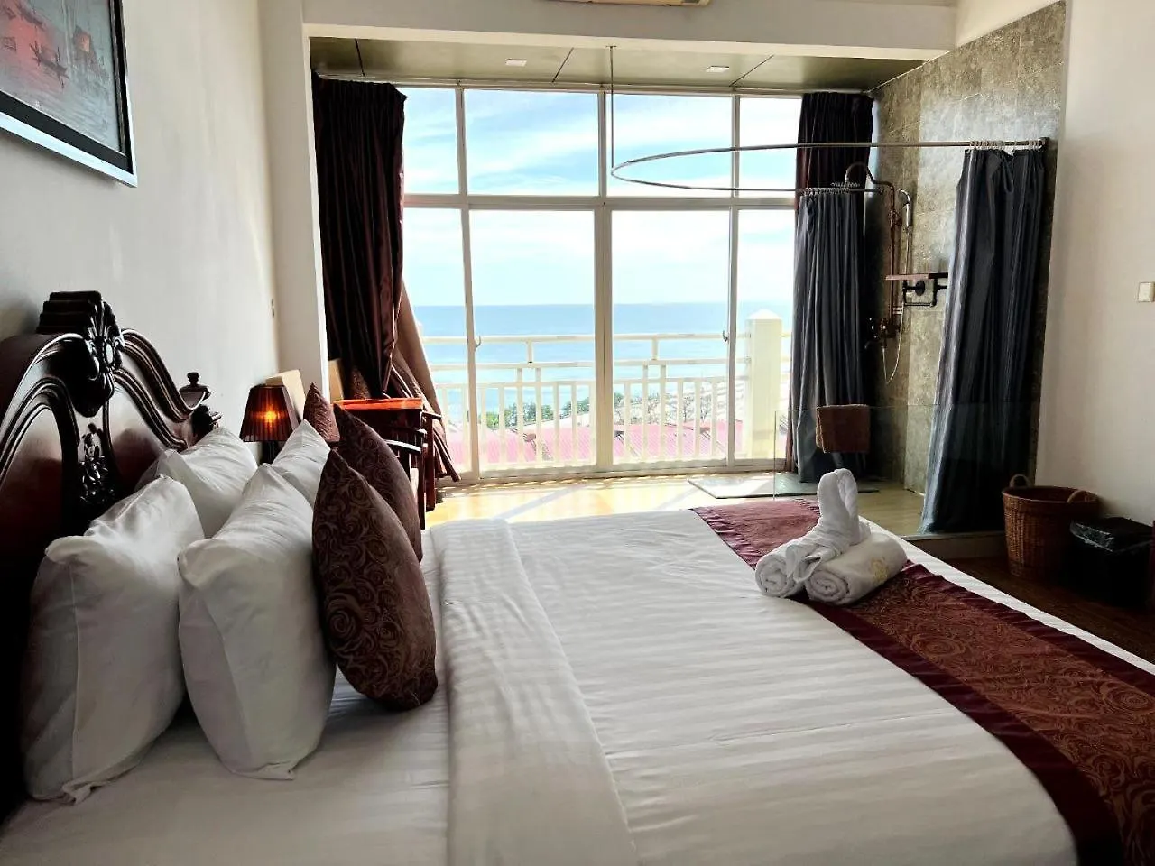 Aristocrat Residence & Hotel Sihanoukville