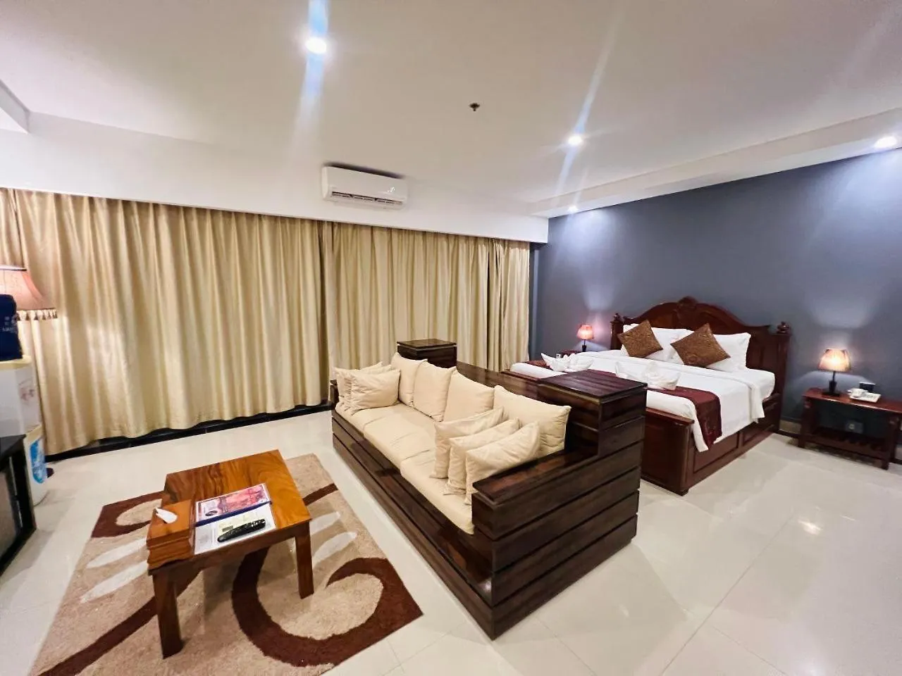 Aristocrat Residence & Hotel Sihanoukville