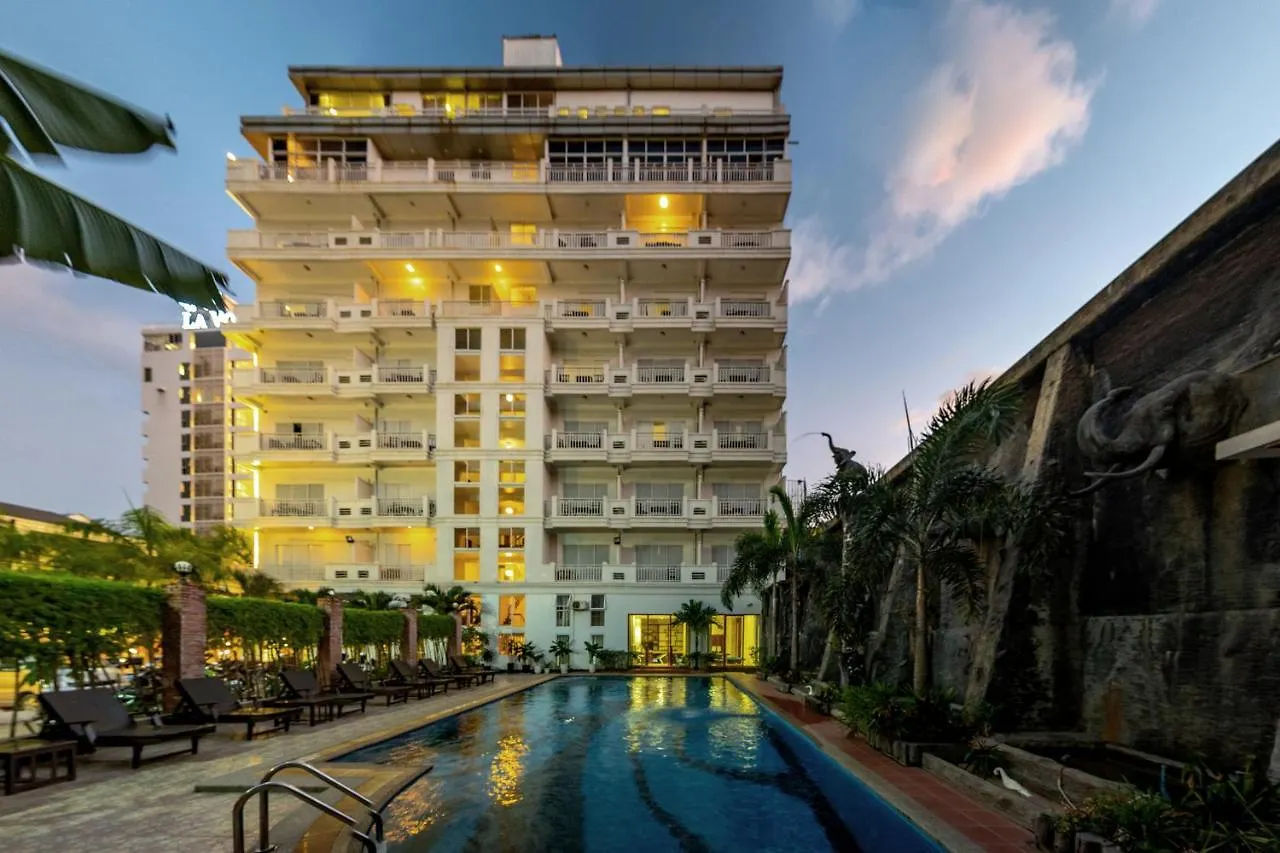 Aristocrat Residence & Hotel Sihanoukville 4*,  Cambodia
