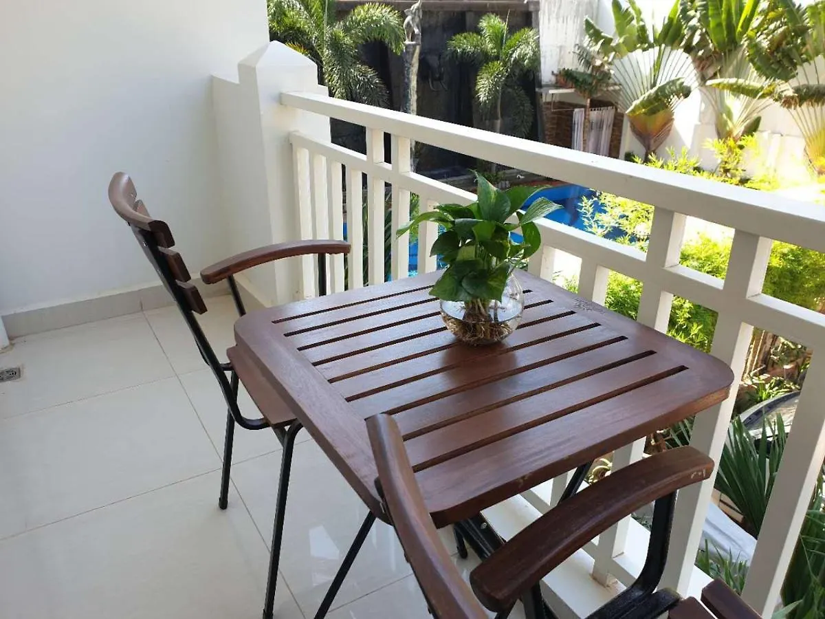 Aristocrat Residence & Hotel Sihanoukville 4*,