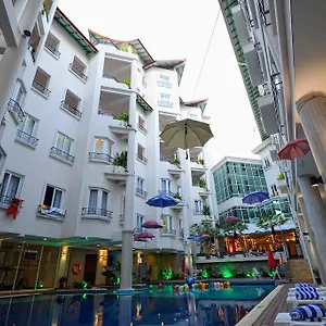 Nataya Hotel