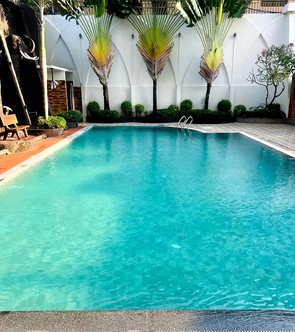 Aristocrat Residence & Hotel Sihanoukville